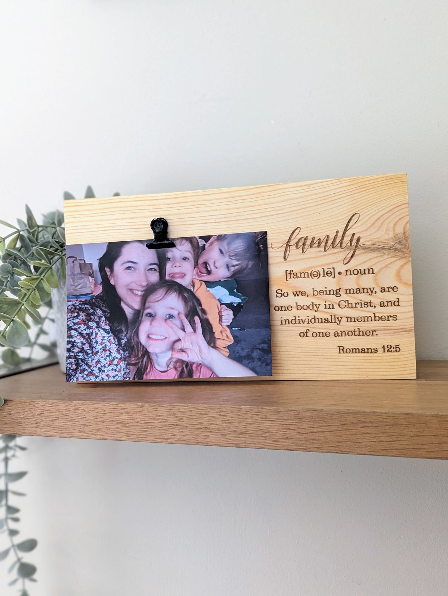 Freestanding Family Definition Photo Holder